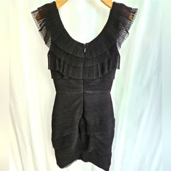 BCBGMaxAzria Black Briana Cocktail Dress - Picture 5 of 16